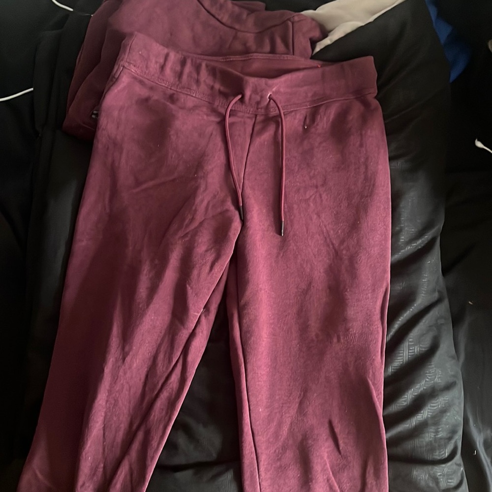 Nike sweatsuit